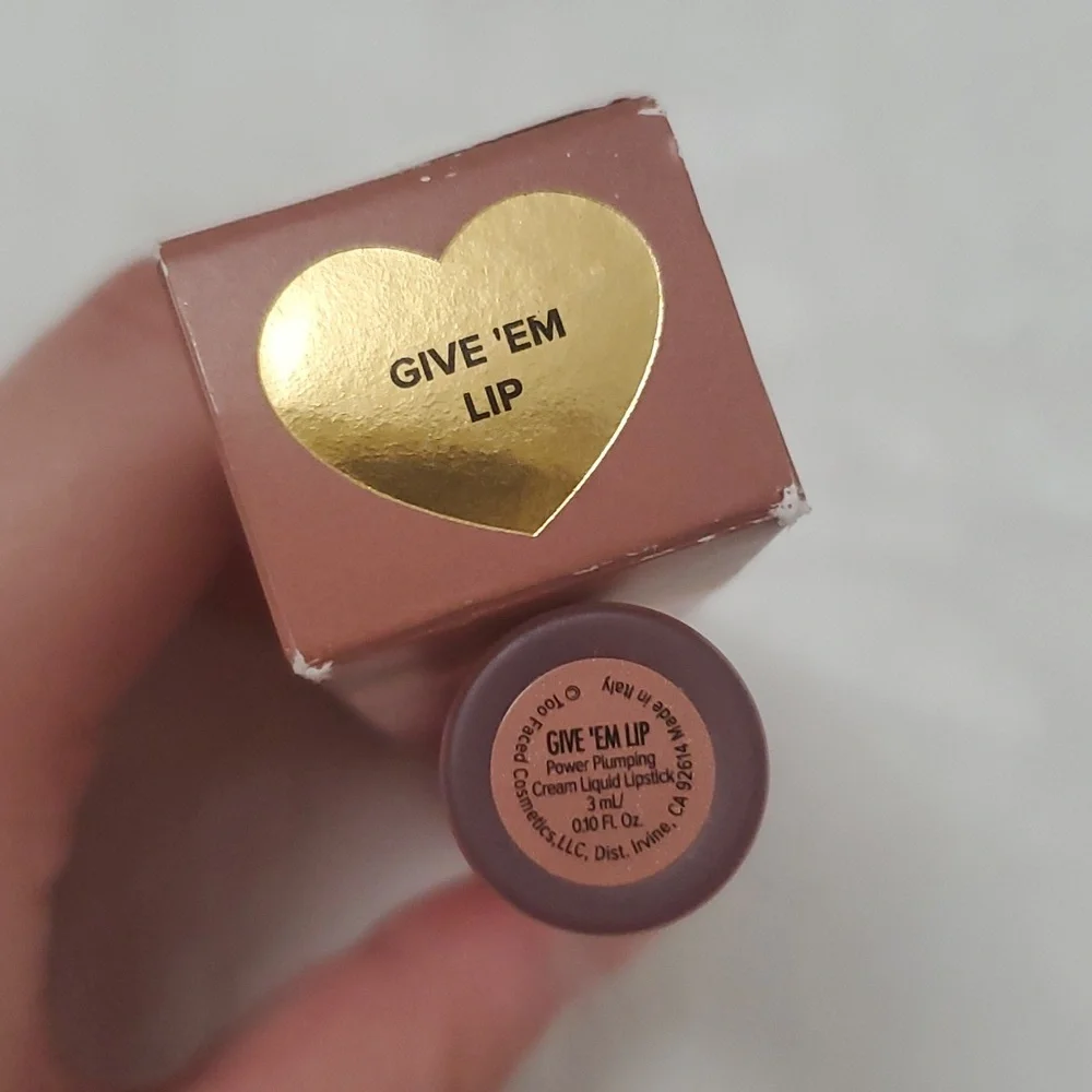 NIB Too Faced Lip Injection Liquid Lipstick Give 'Em Lip